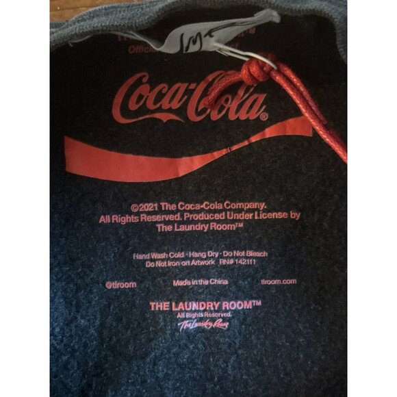 Coca-Cola Polar Bear Graphic Sweatshirt The Laundry Room XS New with Tag - Picture 4 of 4